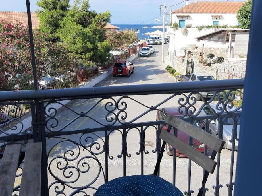 Traditional House At Koroni Near Beach Exteriér fotografie